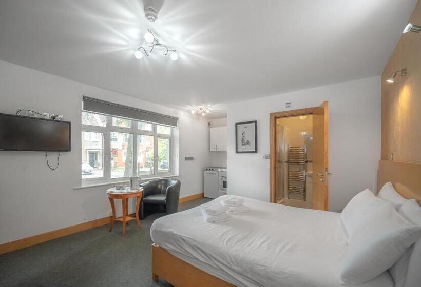 Студия Deluxe, Flexistay Aparthotel Sutton