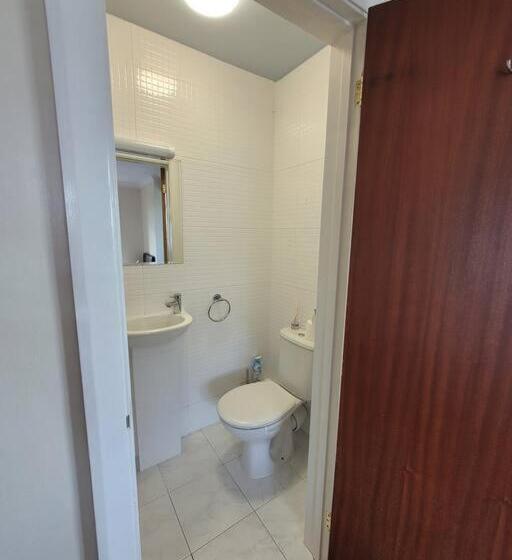 Семейный Номер, Cornerways Guest House