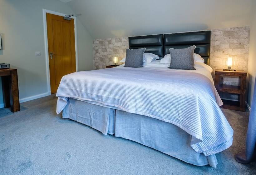 수피리어 룸, Mingarry Park