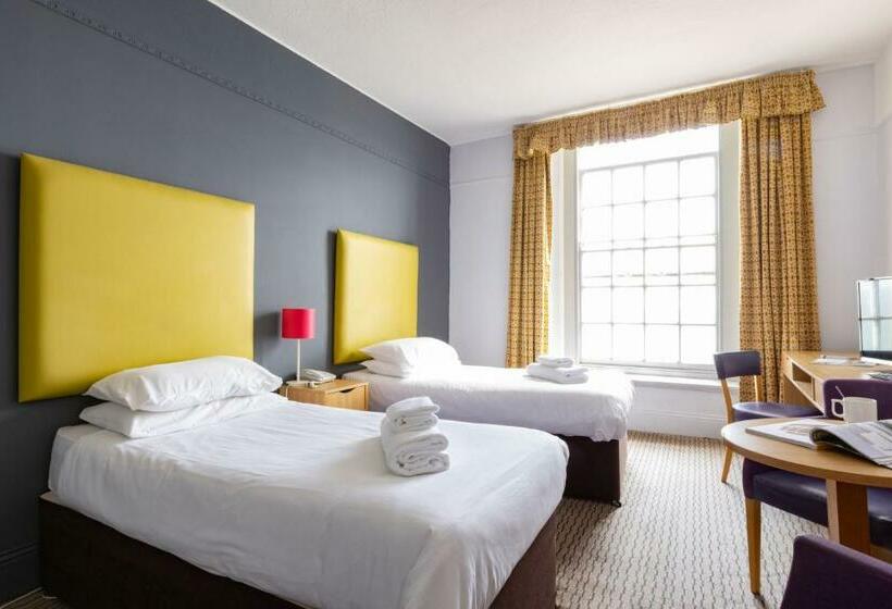 Номер Стандарт, Imperial Hotel Tenby