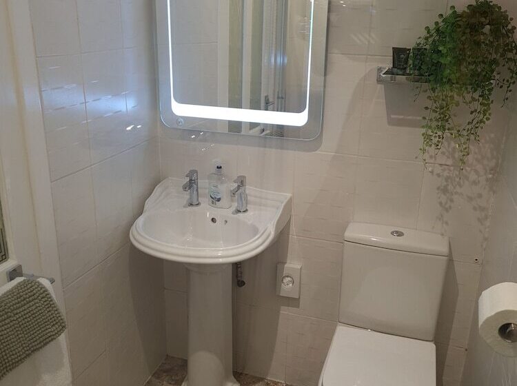 Номер Стандарт, Eagle View Guest House