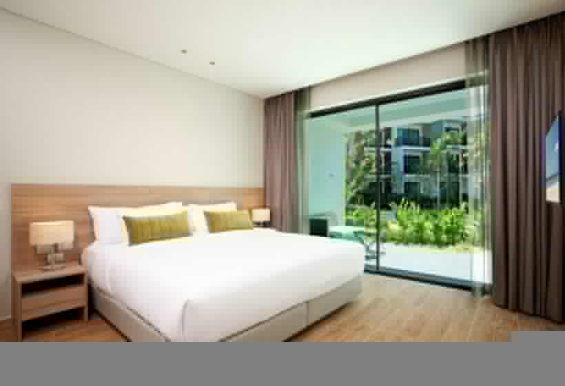 سوییت با استخر, Centara Life Maris Resort Jomtien