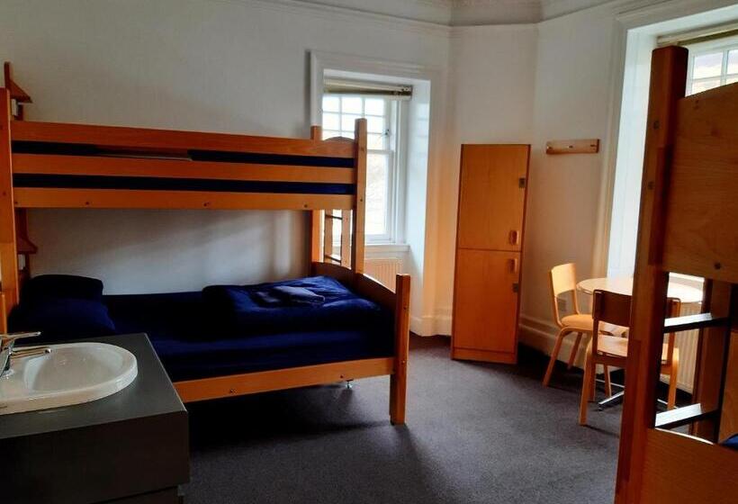 Семейный Номер, Lochranza Youth Hostel