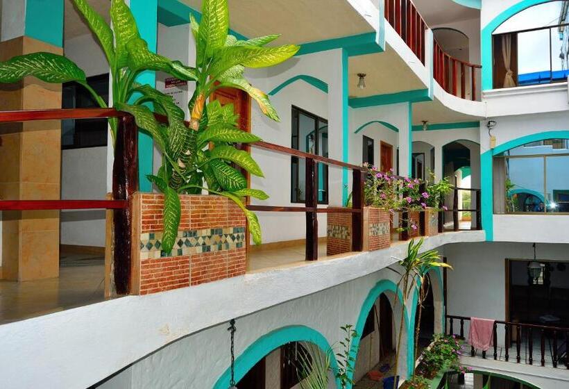 Семейный Номер, Hostal Sir Francis Drake