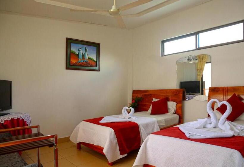 Номер Премиум, Hostal Sir Francis Drake