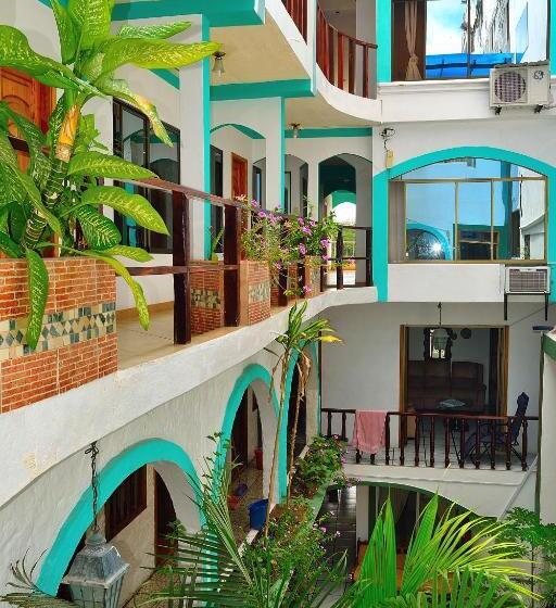 Номер Deluxe с Балконом, Hostal Sir Francis Drake