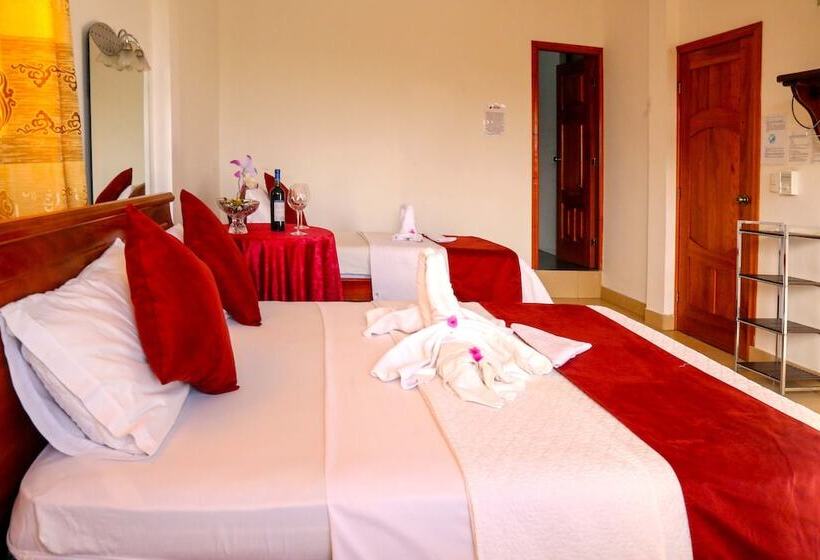 Семейный Номер, Hostal Sir Francis Drake