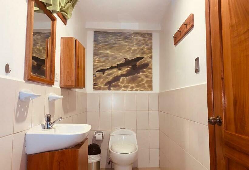 Pokój Standard Łóżko Małżeńskie, Hostal White House Galapagos