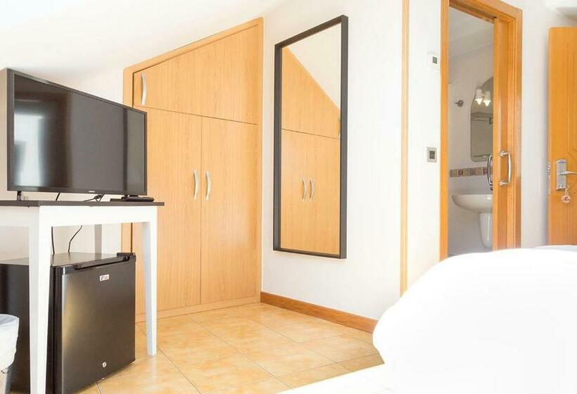 Habitación Estándar, Stellae Luscofusco