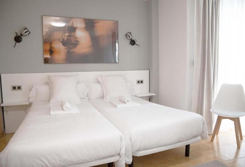 Habitación Cuádruple Estándar, Stellae Luscofusco