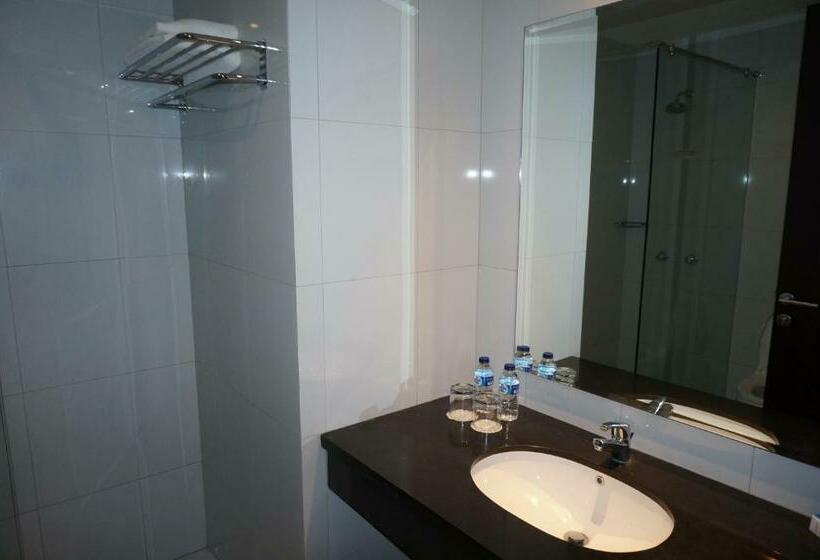 Quarto Deluxe, Brothers Biru Solo Baru