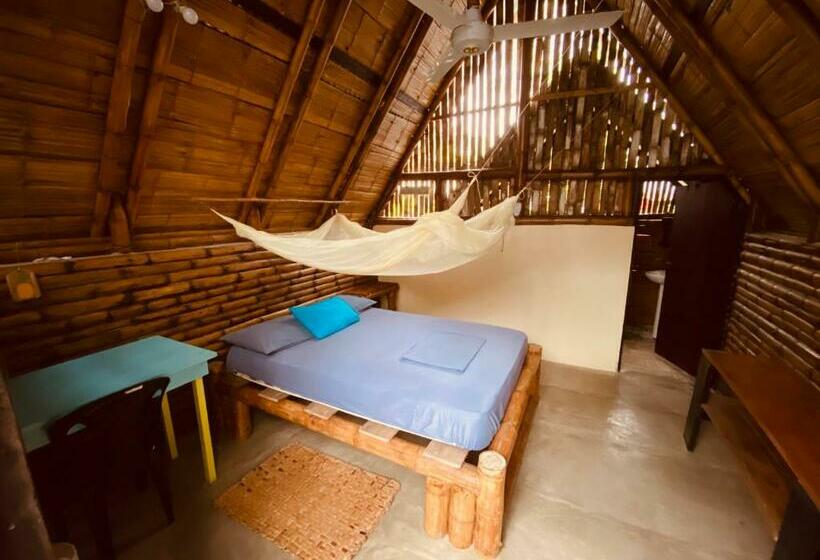 Номер Стандарт, The Mudhouse Hostel Mompiche