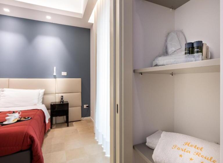 Номер Economy, Porta Reale