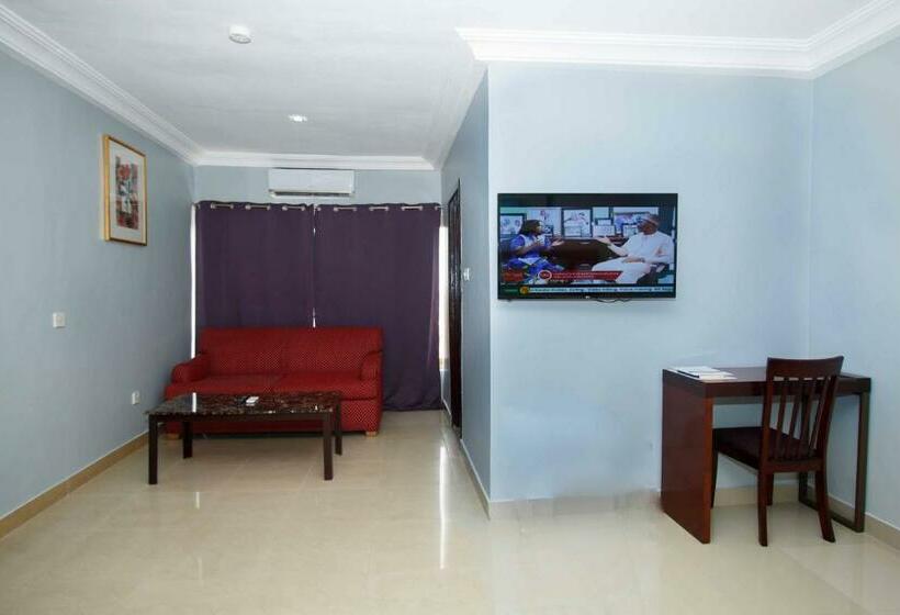 جناح مزوَّد بشرفة, Prestige Suites