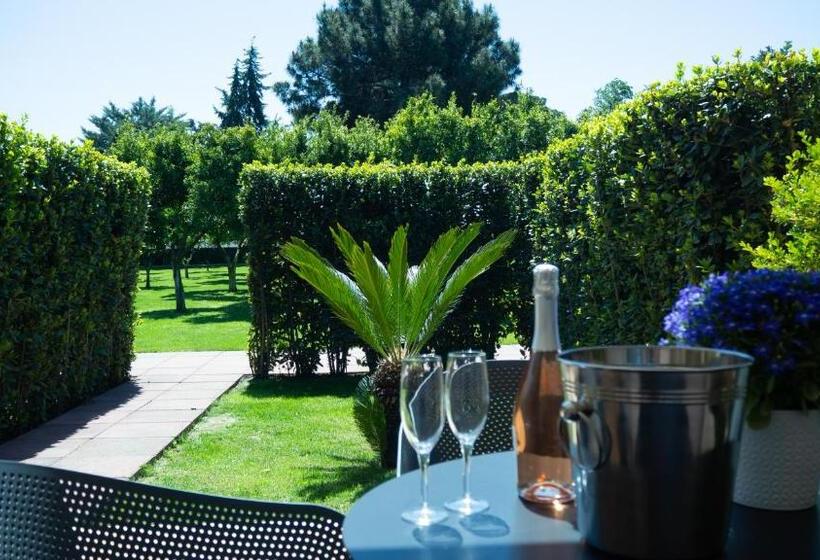 Четырехместный Номер Стандарт, Resort & Winery Bosco De Medici