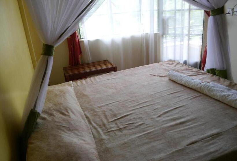 اتاق استاندارد, Jumuia Hotel Kisumu