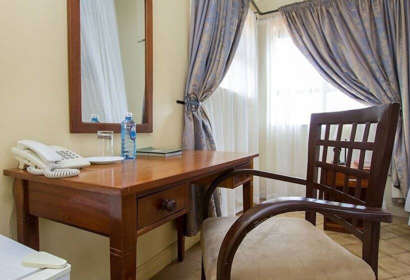 اتاق استاندارد, Jumuia Hotel Kisumu