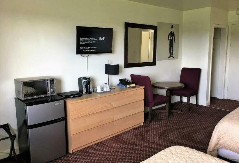 Номер Стандарт, Lord Nelson Motel