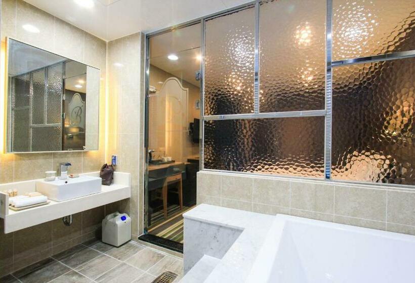 Номер Премиум, Benikea Hotel Haeundae