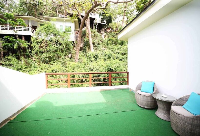 패밀리 스위트, Matinloc Island Resort