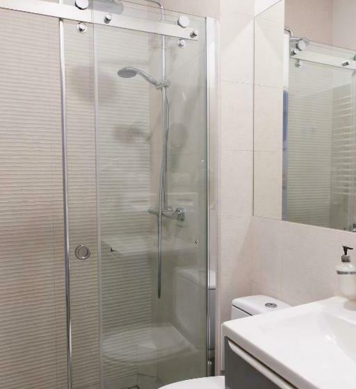اتاق استاندارد سه نفره, Gołębia 8 Residence