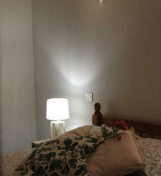 Семейный Номер, Auberge De La Loue