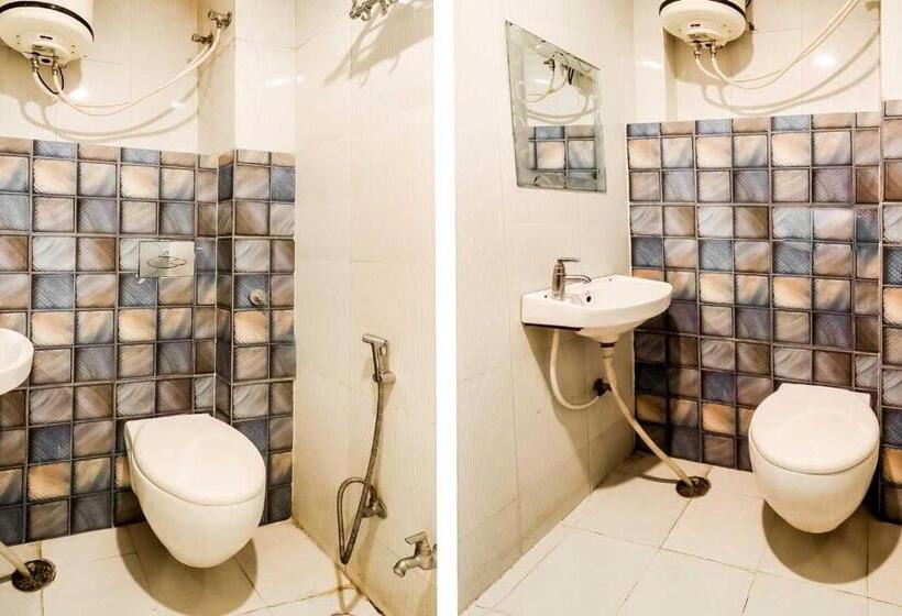 Трехместный Номер Классика, Flagship Hotel Metro View