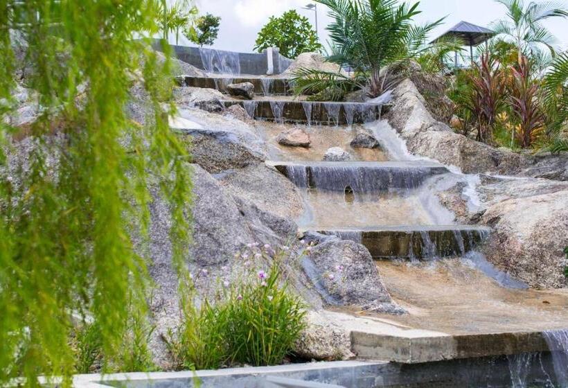 اتاق لوکس با تخت بزرگ, Durian Ecolodge