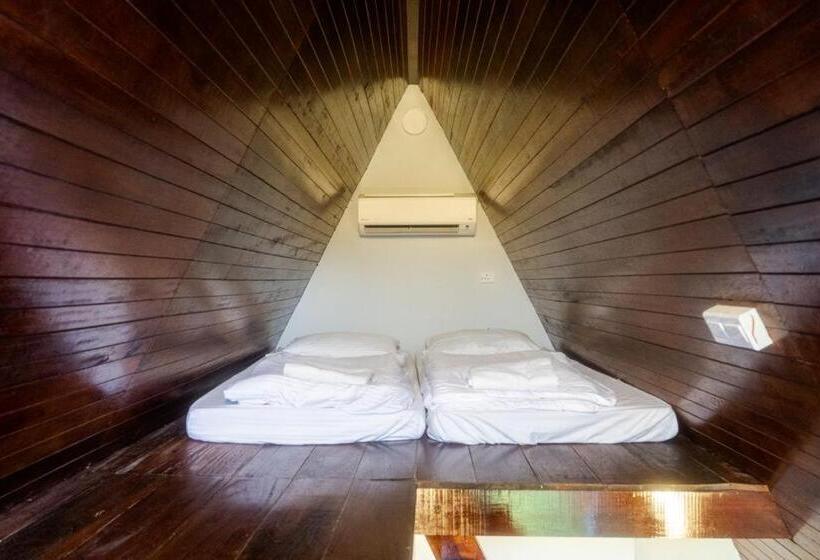 سوییت با چشم‌انداز کوه, Durian Ecolodge