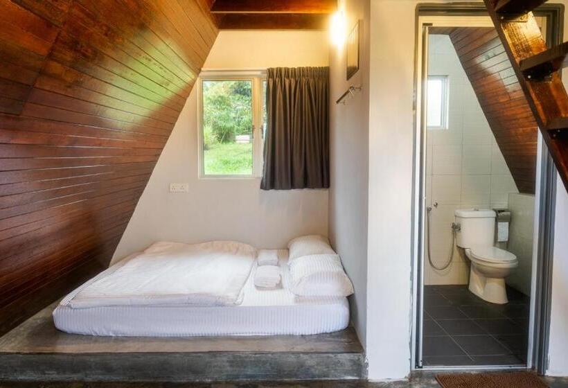 سوییت با چشم‌انداز کوه, Durian Ecolodge
