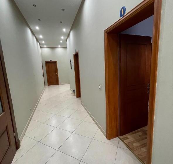 Номер Стандарт Трехместный, Haliti