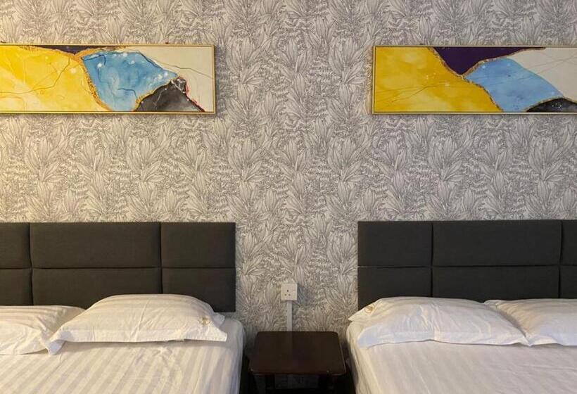 Четырехместный Номер Superior, Smz Sungai Siput