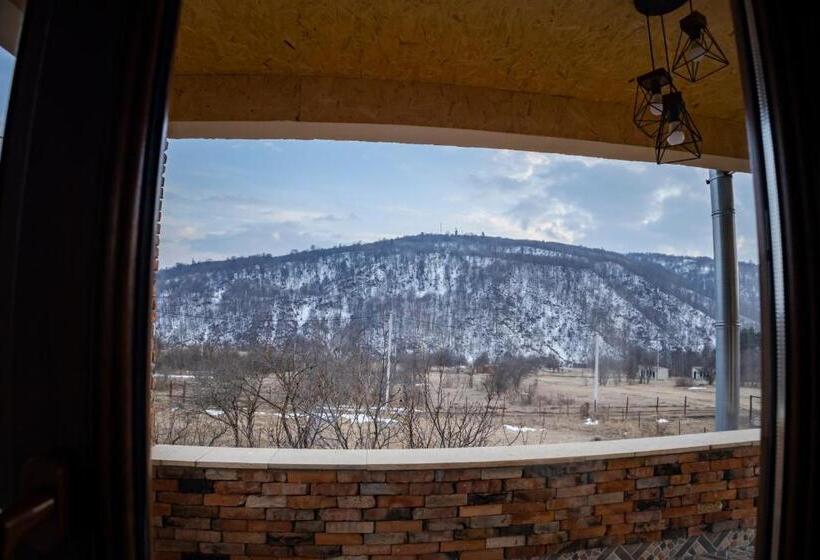 Семейный Номер, Stepsa Guest House
