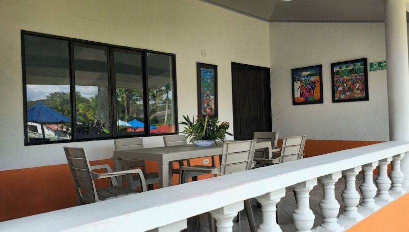 스탠다드 트리플 룸, Cabañas Cafeteras Cerritos
