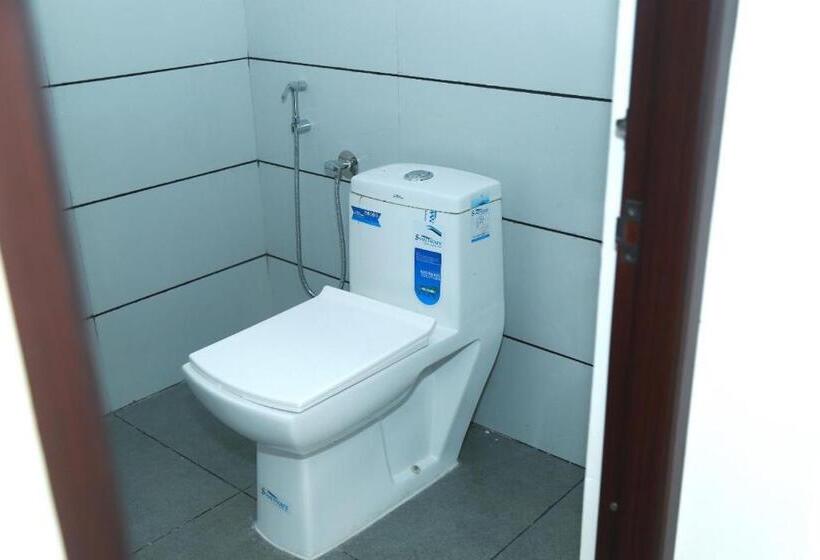 Номер Deluxe, Airport Cochin Royal Residency