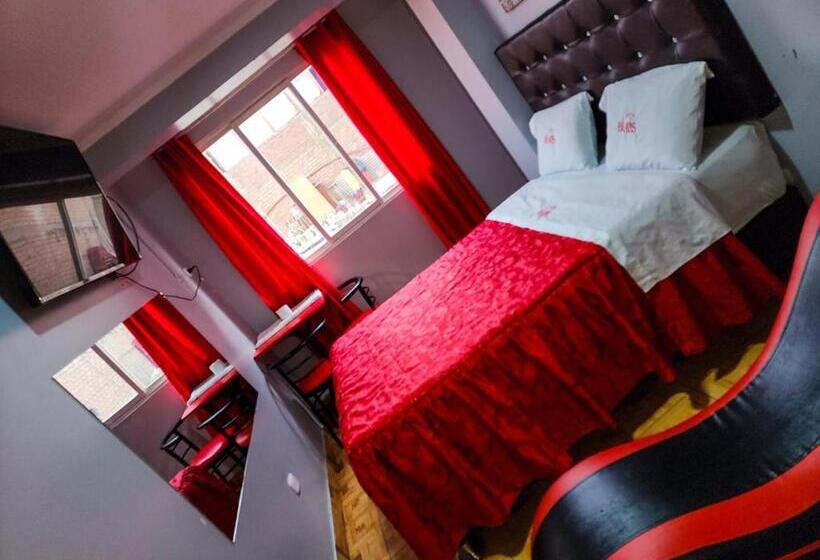 اتاق استاندارد یک نفره, Hostal Paris