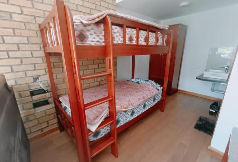 اتاق لوکس, Rs Family Stay