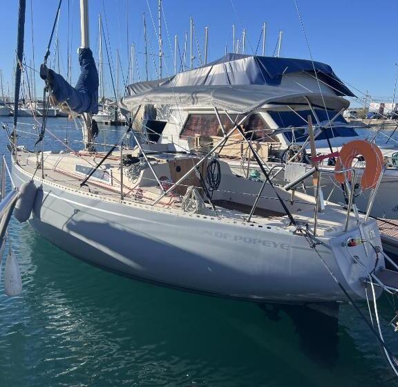 اتاق خانوادگی, Nuits Enchantées Sur Les Flots Embarquez Pour Une Aventure Inédite à Sète