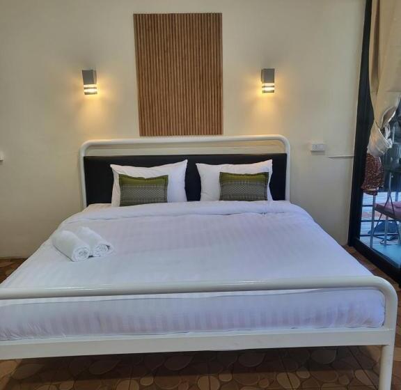 اتاق استاندارد با چشم‌انداز استخر, River Pool Villa