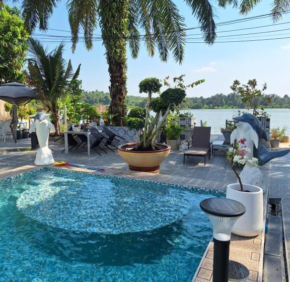 اتاق استاندارد با چشم‌انداز استخر, River Pool Villa
