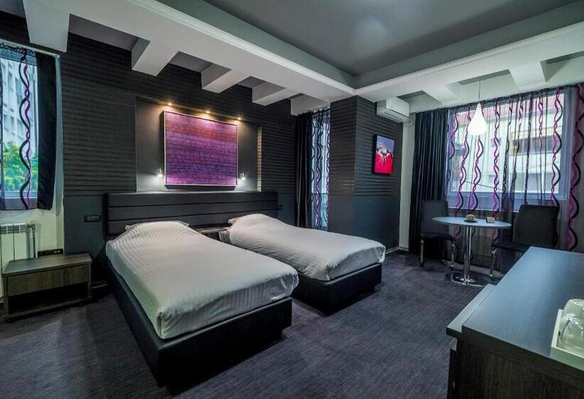 اتاق لوکس, Sienna Apartments