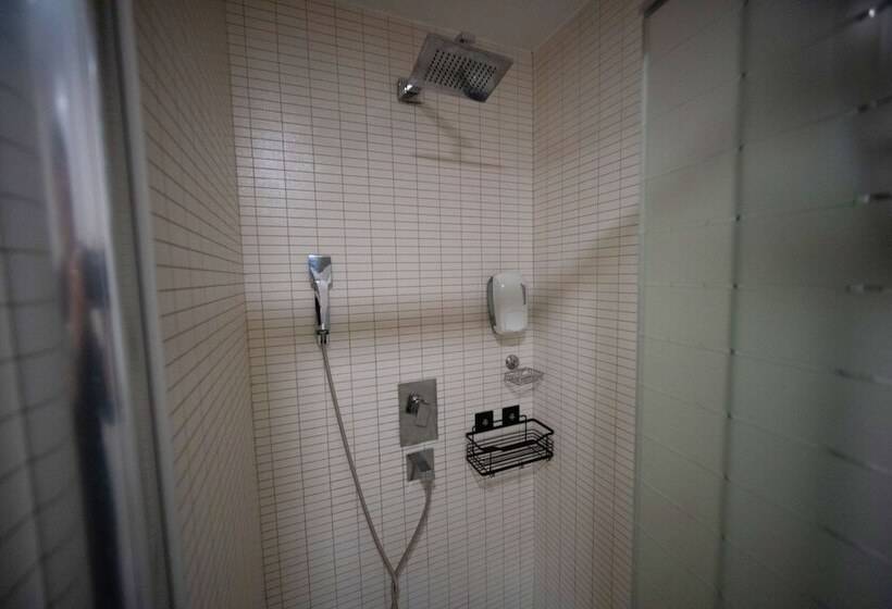 اتاق لوکس, Sienna Apartments