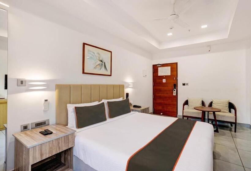 트리플 클래식 룸, Oyo Hotel Soorya
