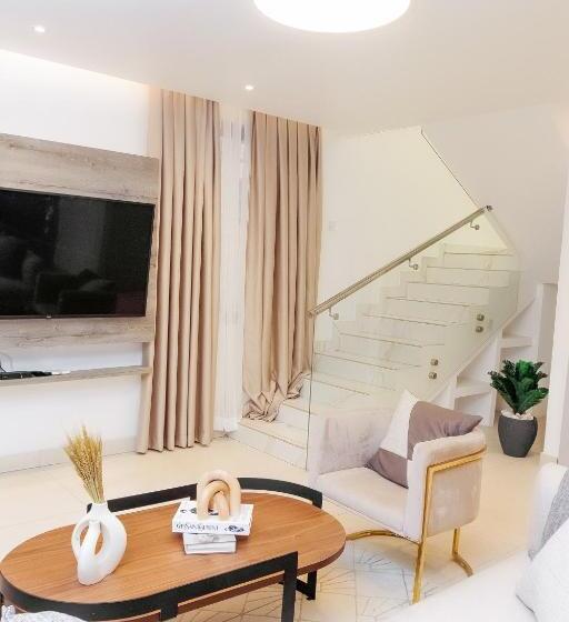 اتاق استاندارد, Azure   The Perfect Escape