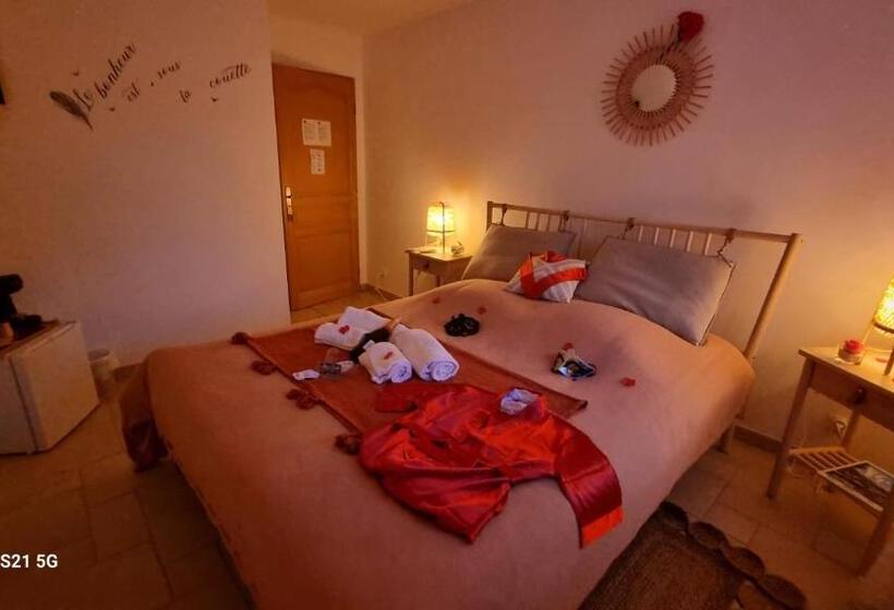 Номер Deluxe, Love Room De Charme Var