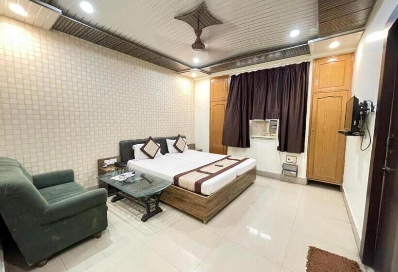 Номер Deluxe, Grg R P International Patna