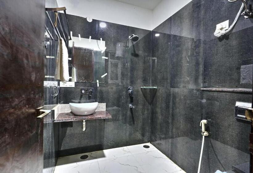豪华房间, The Noble Suites, Near Spectrum Mall