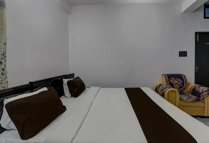 トリプルクラシックルーム, Oyo Flagship Hotel2 Fly Inn