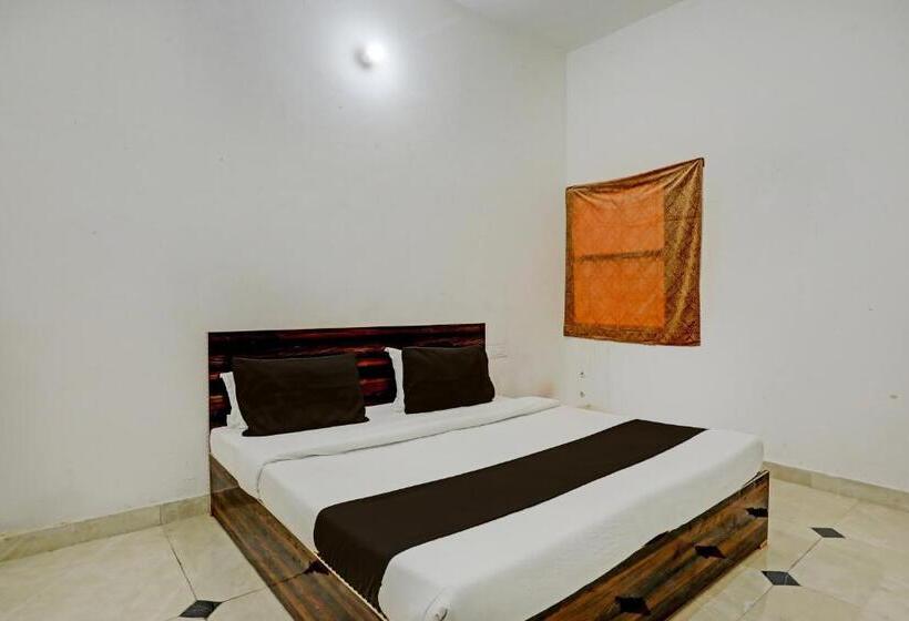 Трехместный Номер Классика, Oyo Hotel Grand View