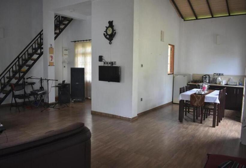 Номер Стандарт, Rock View Home